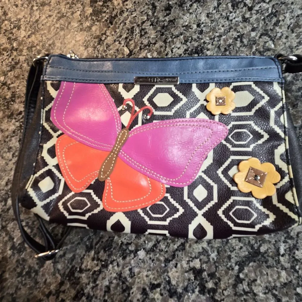 RELIC Crossbody Faux Leather Handbag Butterfly Applique Black & White - Picture 8 of 8